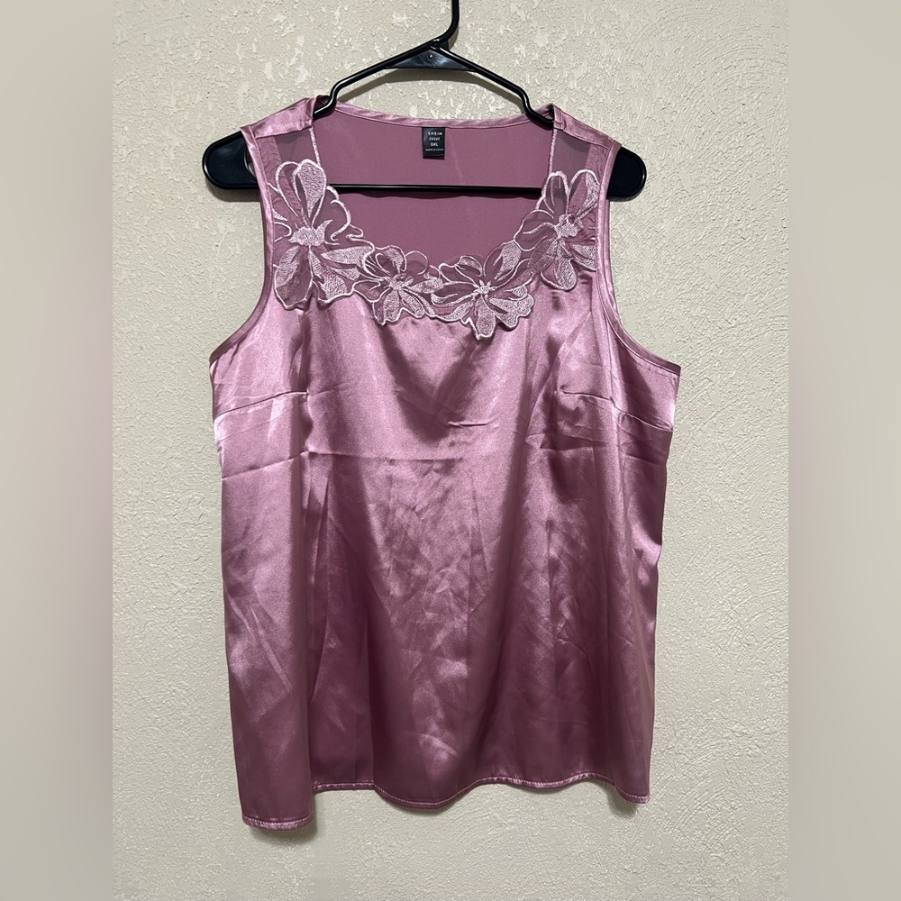 Silky Floral Accent Tank Top - Dusty Rose